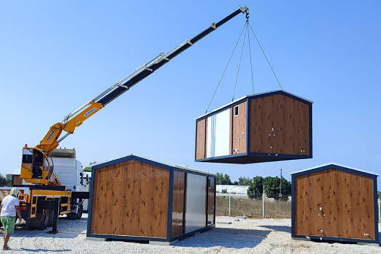 Antalya Büyükşehir'den mevsimlik tarım işçilerine destek