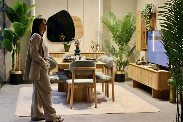 Mobilya üreticileri pazar payını artırmak için dünyayı geziyor