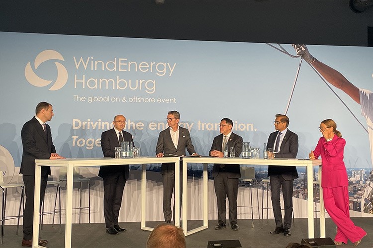 "Yenilenebilir enerji finansmanını sağlamanın yolunu bulmalıyız"