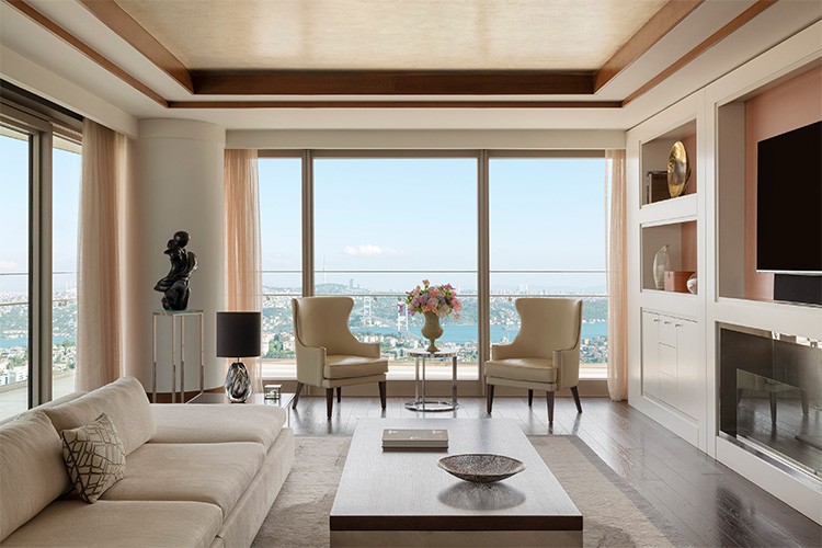 Forbes Travel Guide'da Yeni İlklere İmza Attı