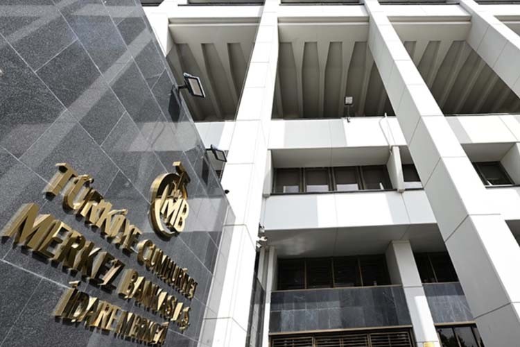 Yurt içinde gözler Merkez Bankası'na çevrildi