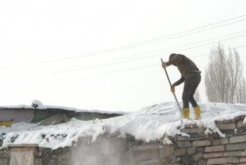 Doğu Anadolu'da kar ve dondurucu soğuk etkili oluyor